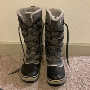 Sorel snow boots
